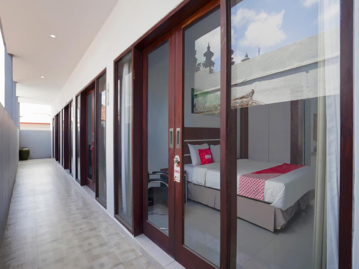 Oyo 3852 Valomia Guest House Denpasar  Exterior photo
